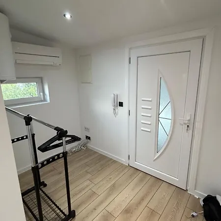 Hoomeparking Free Apartment